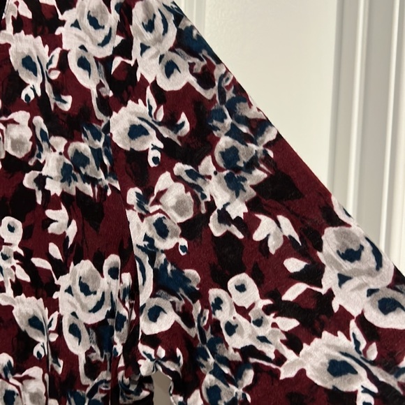 Sz XL Simply Vera Verawang Floral Pullover top - Picture 8 of 11